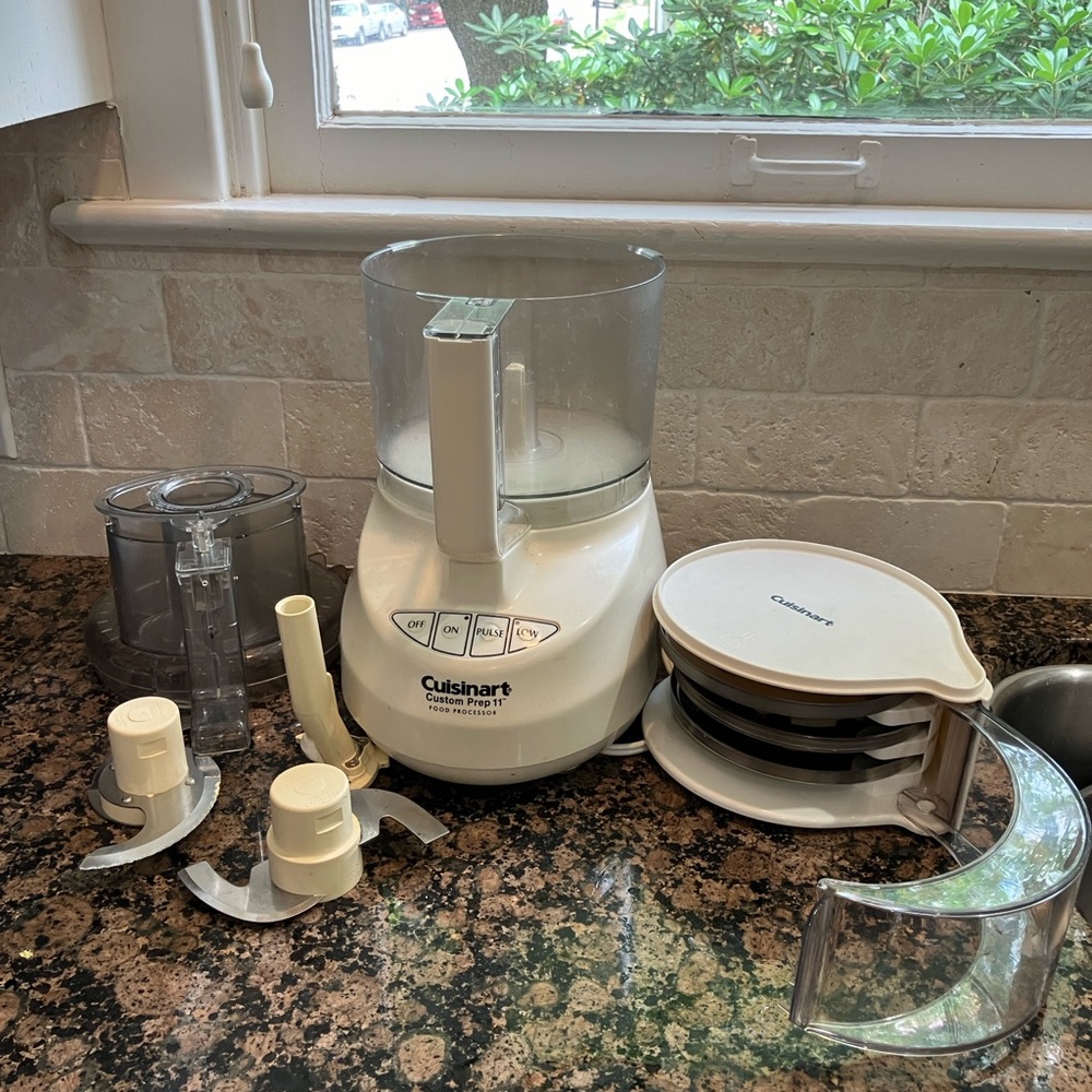 Cuisinart Prep 11 Plus Food Processor